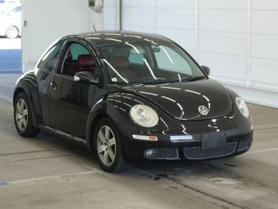 VOLKSWAGEN NEW BEETLE