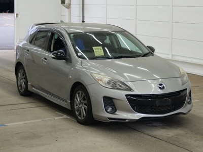 MAZDA AXELA SPORT