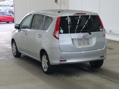 DAIHATSU BOON LUMINAS