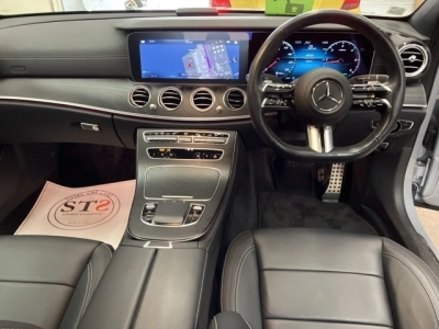 MERCEDES BENZ E CLASS