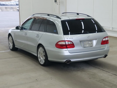 MERCEDES BENZ E CLASS STATION WAGON