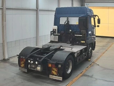 MITSUBISHI FUSO