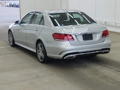 MERCEDES BENZ E CLASS