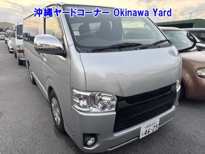 TOYOTA REGIUS ACE