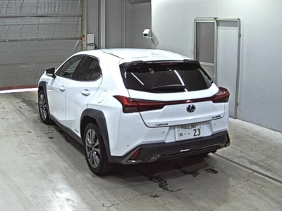 LEXUS UX