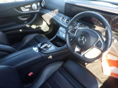 MERCEDES BENZ E CLASS