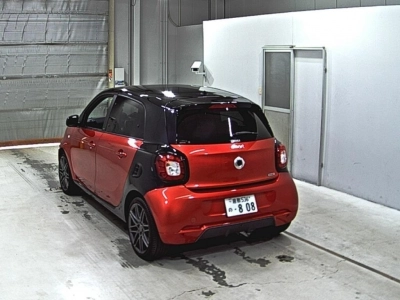 SMART FOURFOUR