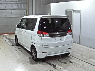 MITSUBISHI DELICA D:2