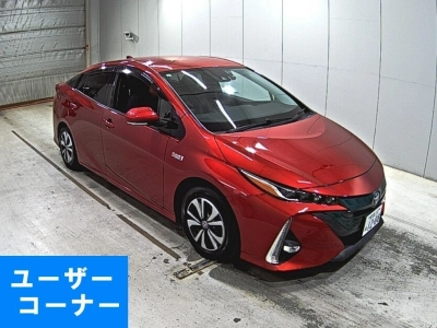 TOYOTA PRIUS PHV
