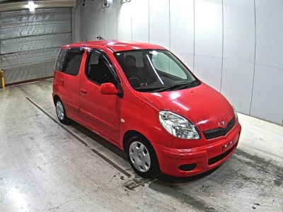 TOYOTA FUN CARGO
