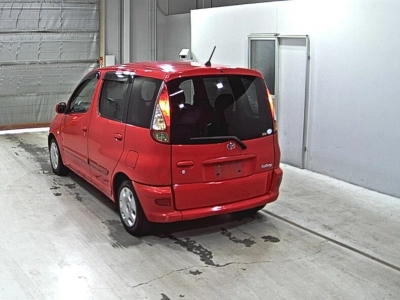 TOYOTA FUN CARGO