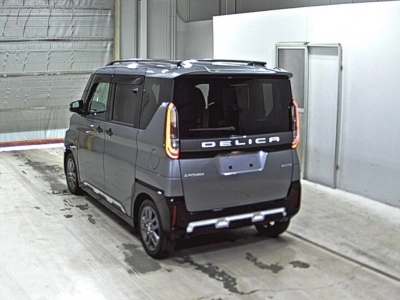 MITSUBISHI DELICA MINI