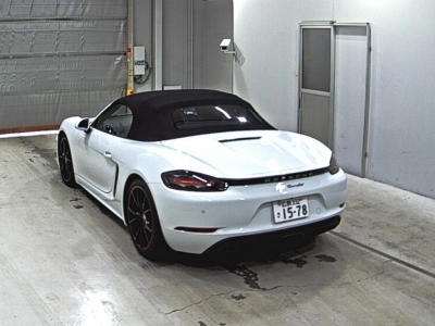 PORSCHE 718 BOXSTER