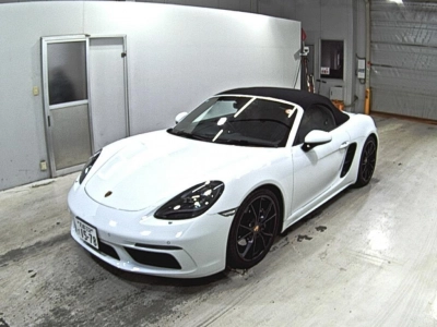 PORSCHE 718 BOXSTER