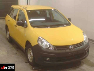 NISSAN AD VAN