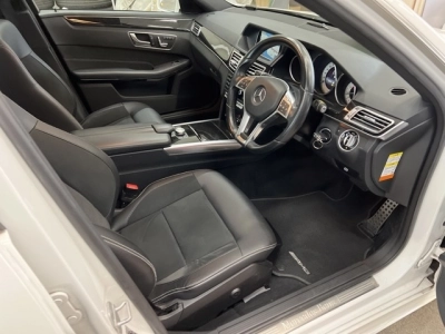 MERCEDES BENZ E CLASS