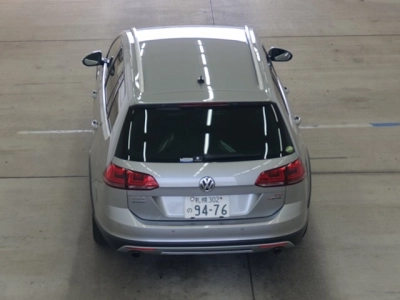 VOLKSWAGEN GOLF ALLTRACK