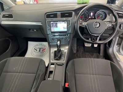 VOLKSWAGEN GOLF ALLTRACK