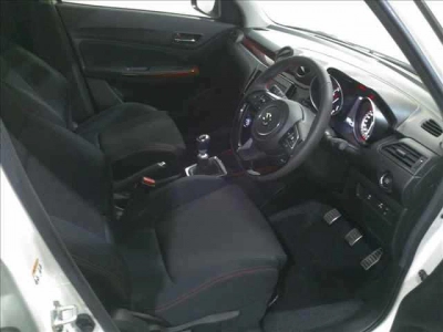 SUZUKI SWIFT SPORTS