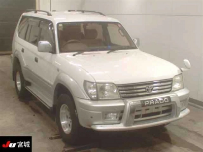 TOYOTA LAND CRUISER PRADO