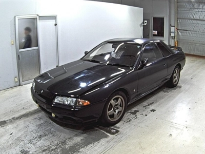 NISSAN SKYLINE