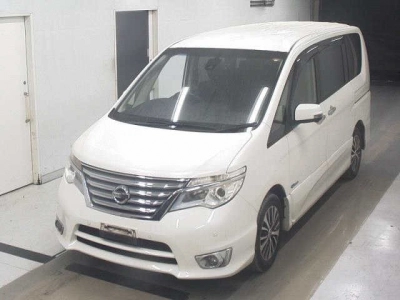 NISSAN SERENA