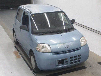 DAIHATSU ESSE