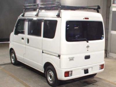 NISSAN NV100 CLIPPER