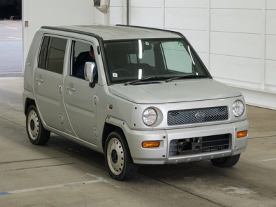 DAIHATSU NAKED
