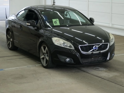 VOLVO C70