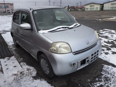 DAIHATSU ESSE