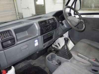 MITSUBISHI MINICAB TRUCK