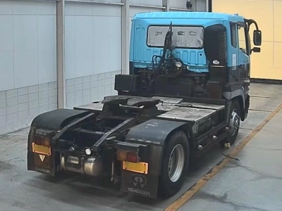 MITSUBISHI FUSO