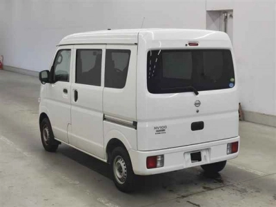 NISSAN NV100 CLIPPER