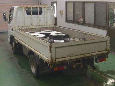 MITSUBISHI CANTER