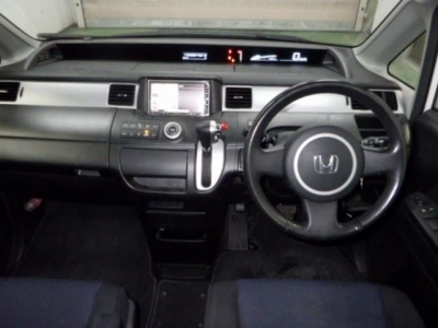 HONDA STEPWGN SPADA