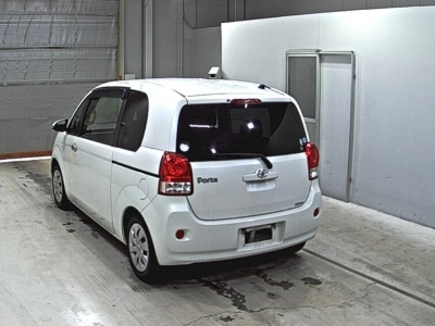 TOYOTA PORTE
