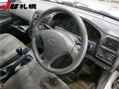 TOYOTA CORONA PREMIO