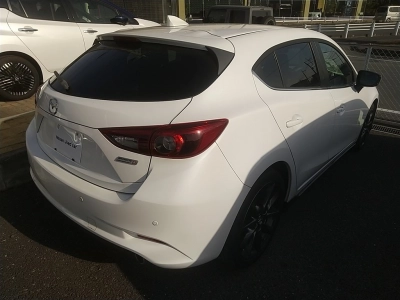 MAZDA AXELA SPORT
