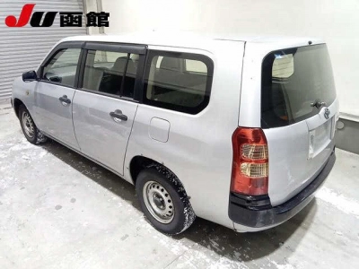 TOYOTA SUCCEED VAN