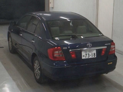 TOYOTA PREMIO
