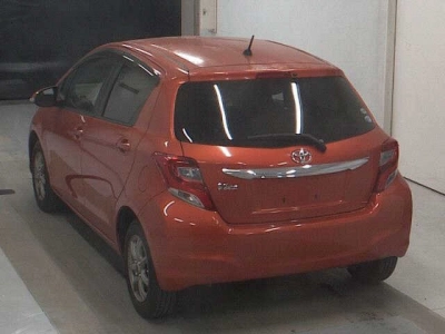 TOYOTA VITZ