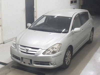 TOYOTA CALDINA