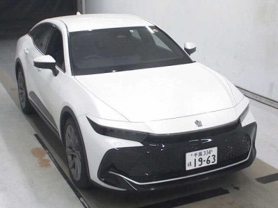 TOYOTA CROWN CROSSOVER