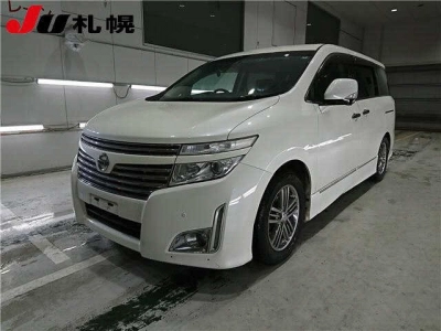 NISSAN ELGRAND