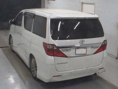 TOYOTA ALPHARD