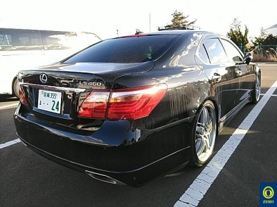 LEXUS LS