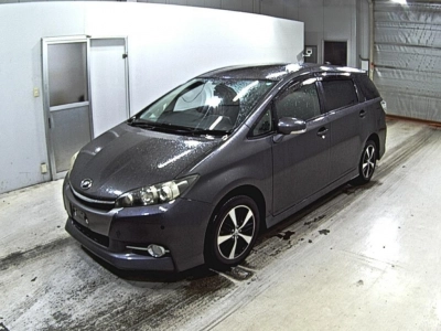 TOYOTA WISH