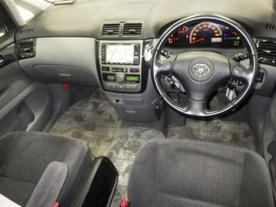 TOYOTA IPSUM