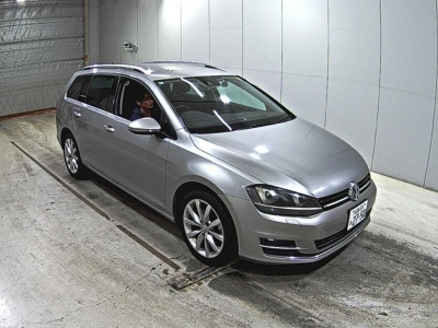 VOLKSWAGEN GOLF VARIANT